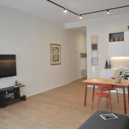 Stef Stef House Apartman Brindisi